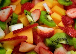 Com açúcar para diabetes, as frutas devem incluir uma dieta diária